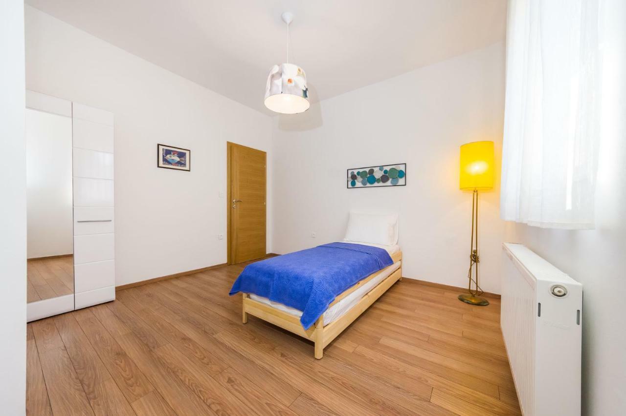 Apartment Alex Zadar Bagian luar foto