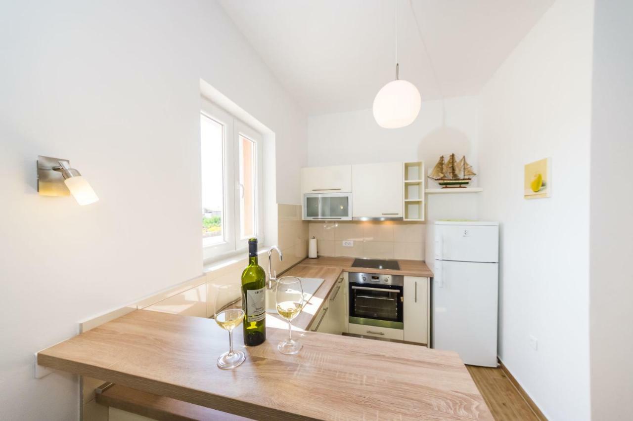 Apartment Alex Zadar Bagian luar foto