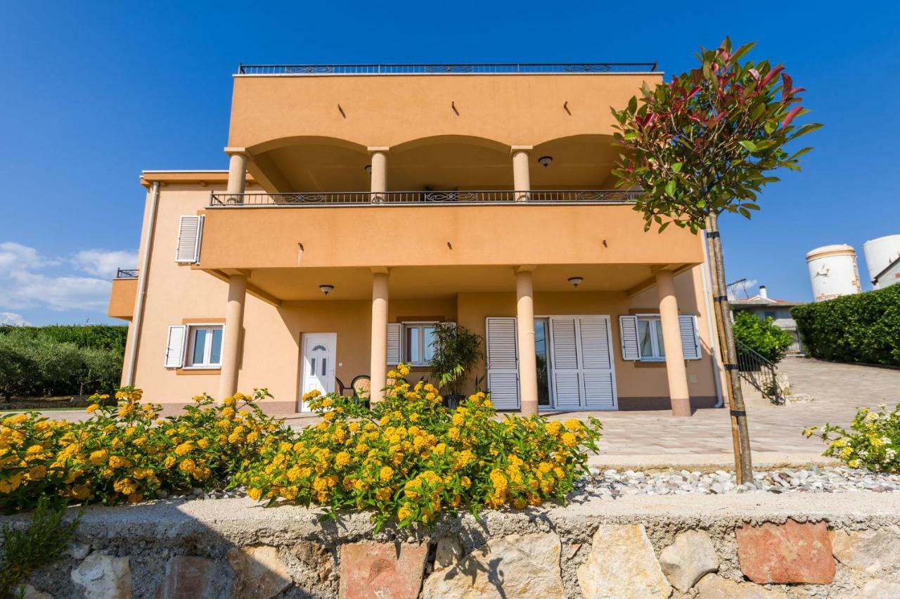 Apartment Alex Zadar Bagian luar foto