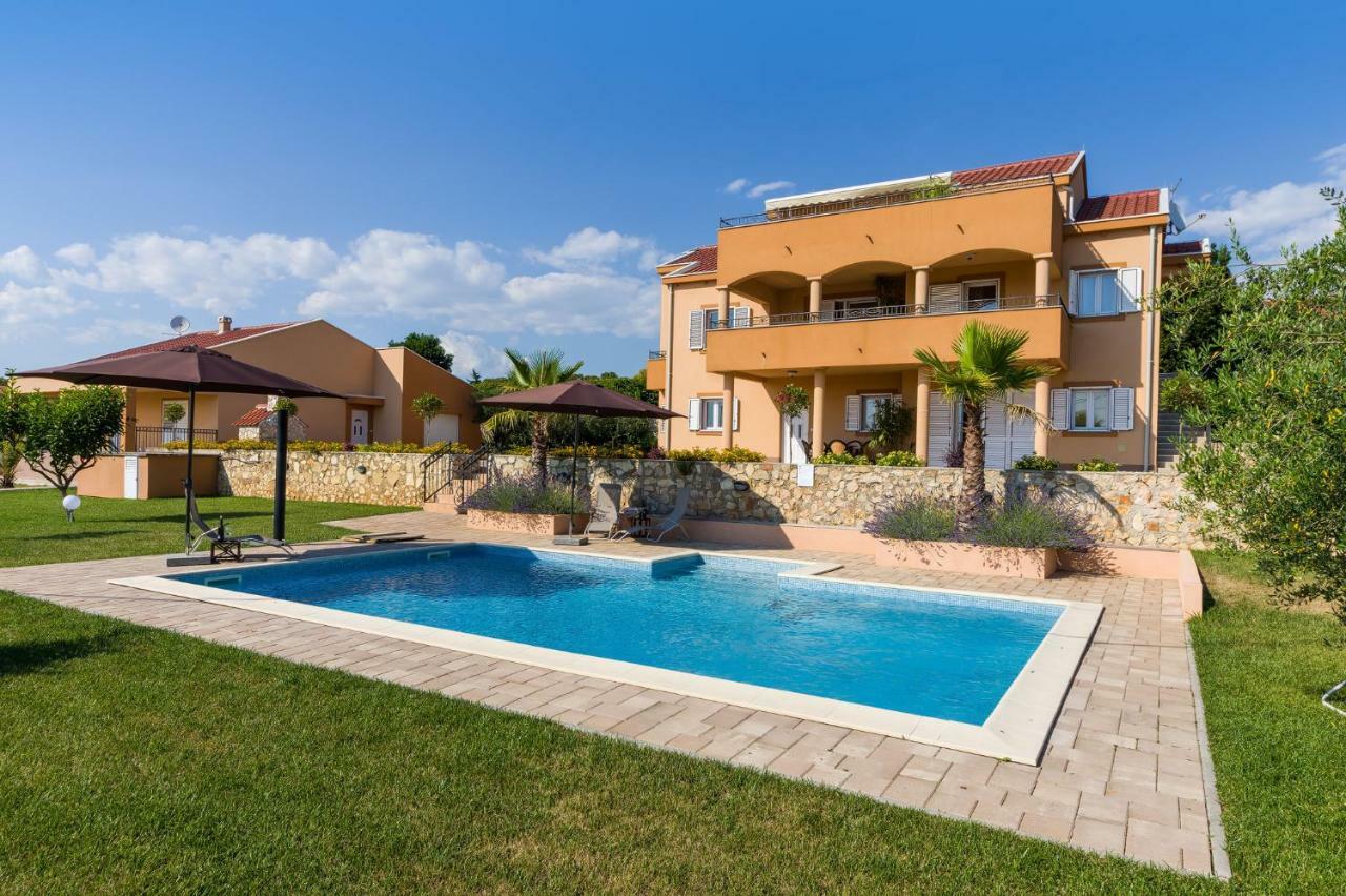 Apartment Alex Zadar Bagian luar foto